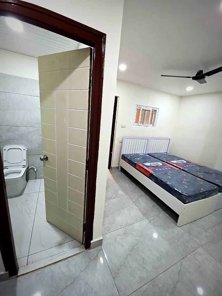 Two Share · XL — attached bathroom with hot & cold water — Vaikuntum Elite Co-Living